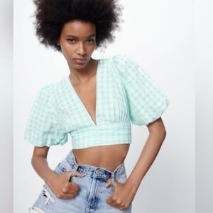 Zara Green and White Checkered Gingham Puff Sleeve Blouse